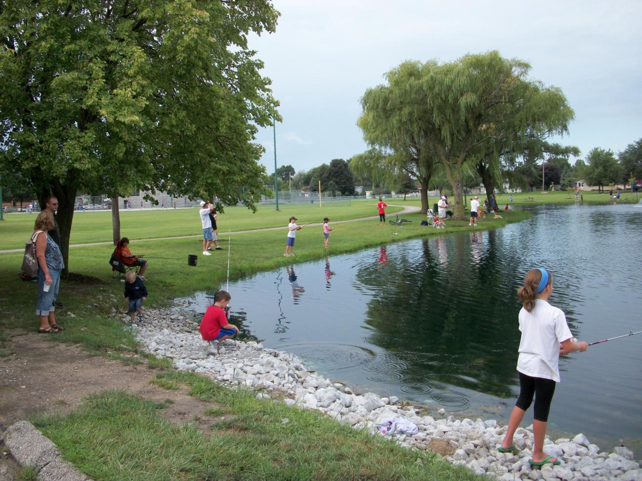 Kids' Fishing Contest with Highland Parks (ages 6-13)