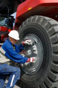 Reliable Truck Repair & Tire Service logo